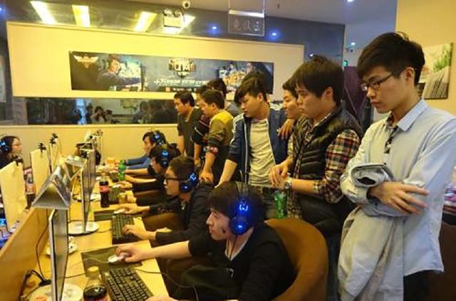 Nongshim RedForce 和 Dplus KIA 在 LCK 2025 赛季中获得首场胜利