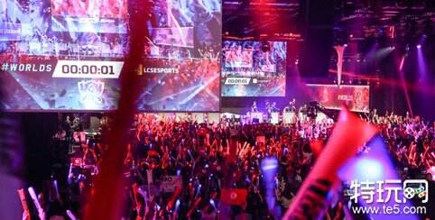 YSKM ：输给WE后大家一起喝酒复盘